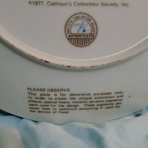 Calhoun's Collectors Society, Inc. "Picking Flower - Picture 4 of 4